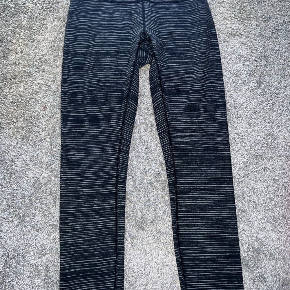 Black/Gray LuluLemon Leggings, Size 4-6
